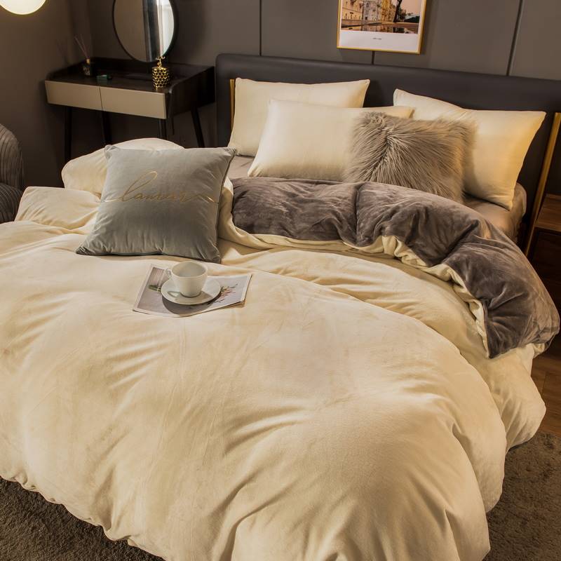 Luxury Flannel Bed Set - Double | Thick & Cozy 3-Piece Bedding